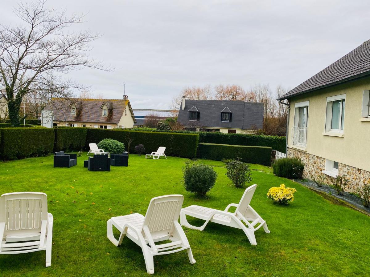 Contact Hotel - Motel Les Bleuets & Spa La Riviere-Saint-Sauveur Bagian luar foto