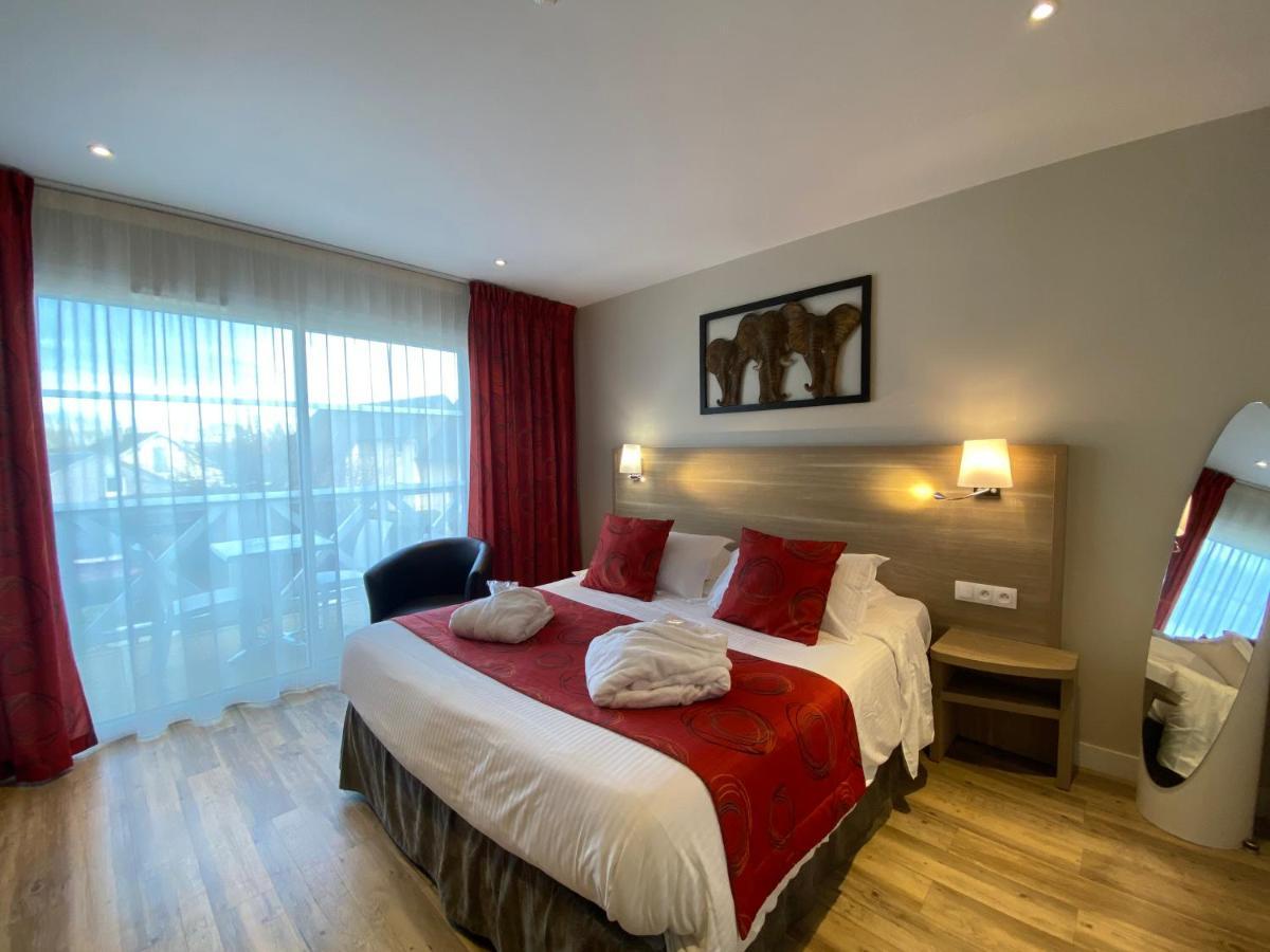 Contact Hotel - Motel Les Bleuets & Spa La Riviere-Saint-Sauveur Bagian luar foto