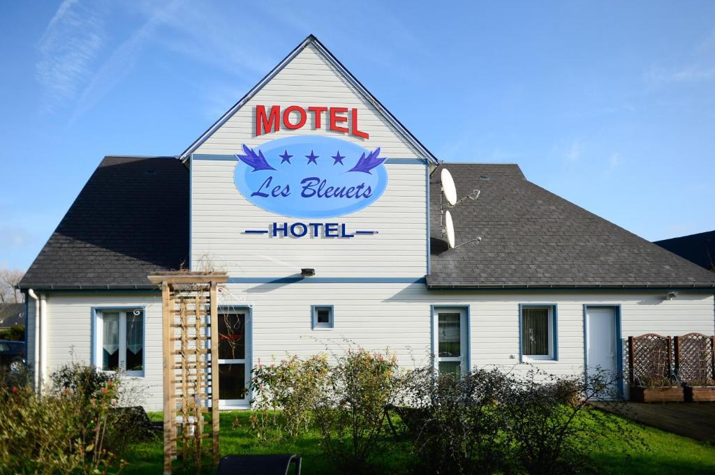 Contact Hotel - Motel Les Bleuets & Spa La Riviere-Saint-Sauveur Bagian luar foto